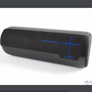 UE MEGABOOM Charcoal Black Wireless Bluetooth Speaker